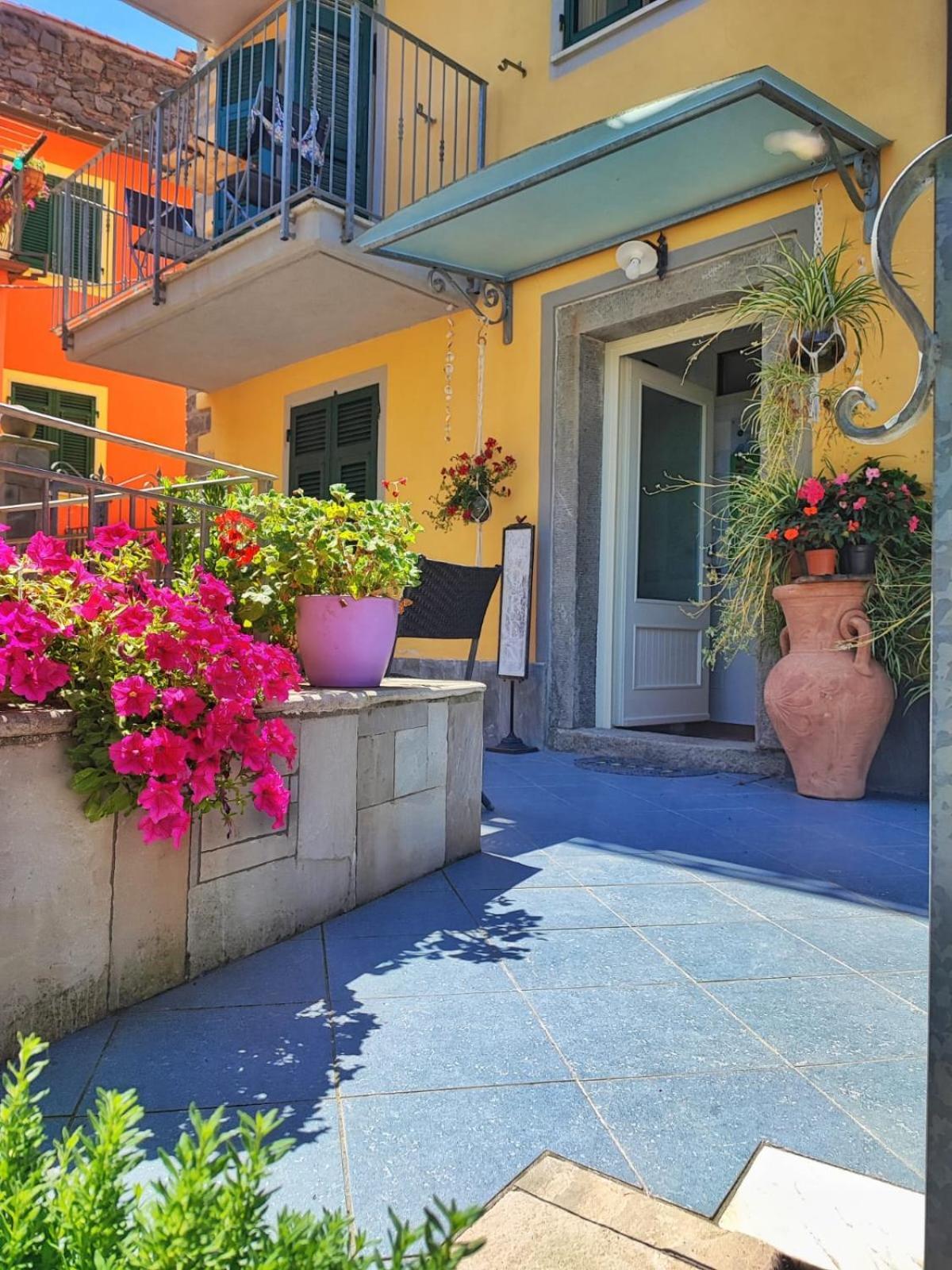 Pietra Di Mare Hotell Biassa Eksteriør bilde