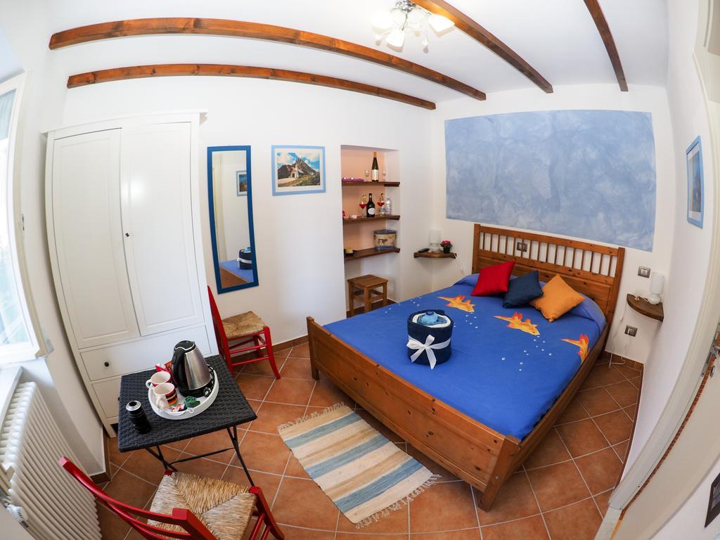 Pietra Di Mare Hotell Biassa Eksteriør bilde